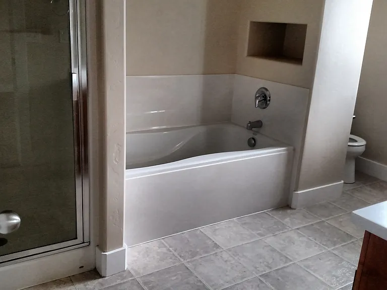 2557 N Garden Dr — Photo 10