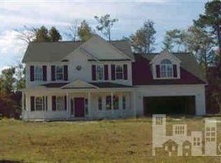 60 Morgan Cove Rd, Burgaw, NC 28425