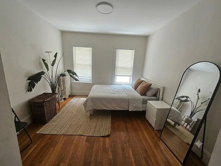 56 Curtis St #2 — Photo 9