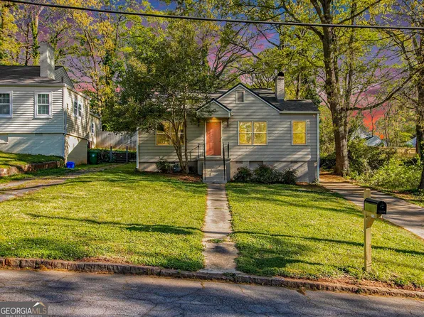 2594 Eastwood Dr, Decatur, GA 30032