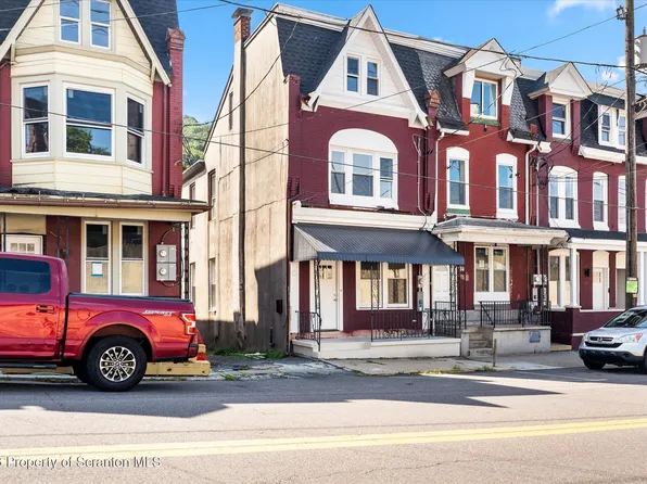 423 Mauch Chunk St, Pottsville, PA 17901