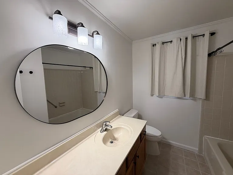 4953 Stillwood Dr — Photo 8