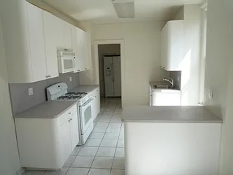 Rented by Raz Realty