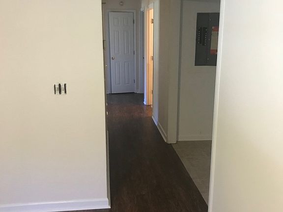 4th image of 74 Wallace Gray Cir