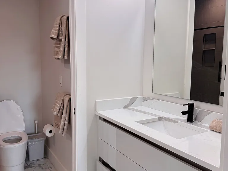 305 Lee St — Photo 18