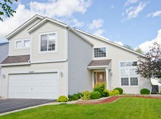 3100 Twin Falls Dr, Plainfield, IL 60586