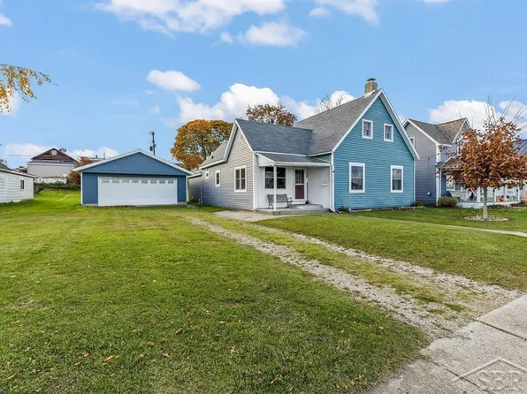 215 Water St, Harbor Beach, MI 48441