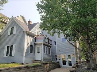 637 Ontario St SE APT 301, Minneapolis, MN 55414