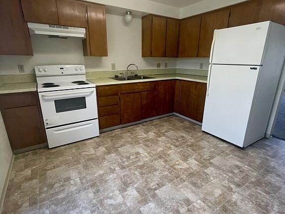 2nd image of 133 Taft Dr APT 3
