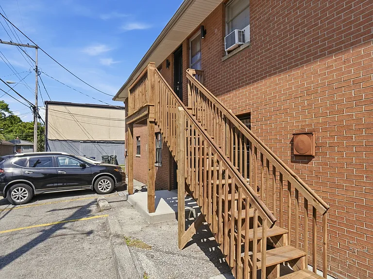 1551 King Ave #D — Photo 23