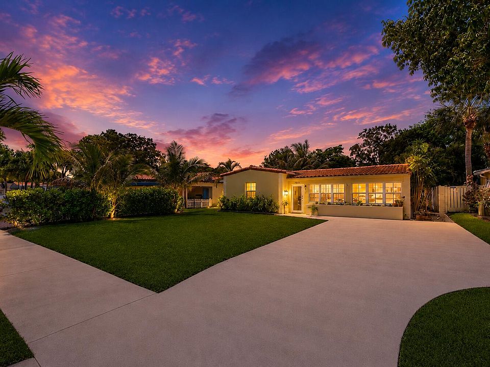 1st image of 1020 SW 18th Court