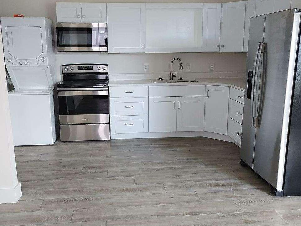 1st image of 19160 Peachland Blvd