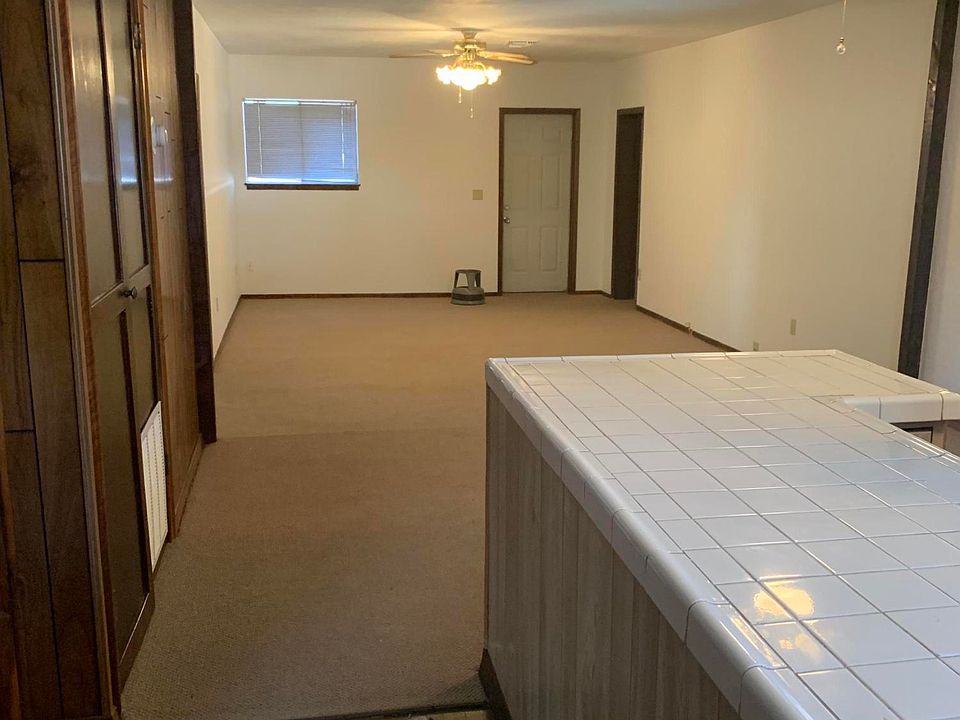 1st image of 1428 E Cinnabar Ave #A