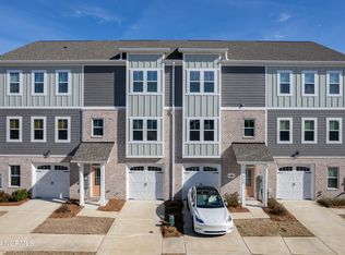 222 Gray Duck Dr, Beaufort, NC 28516