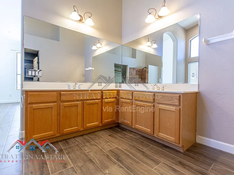 38414 N 12th St — Photo 62