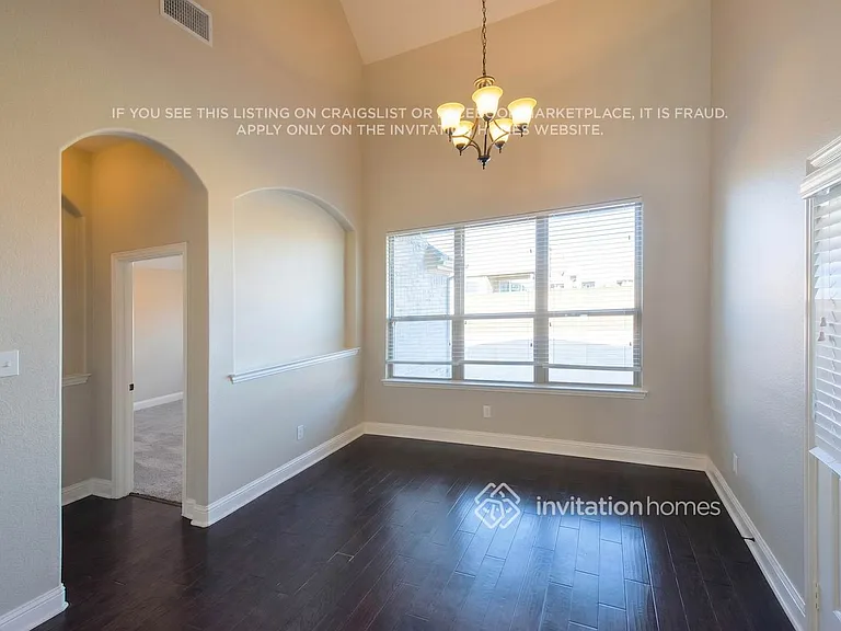 1506 Barrolo Dr — Photo 8