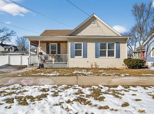 519 S Washington St, Lockport, IL 60441