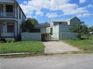 1303 34th St, Galveston, TX 77550