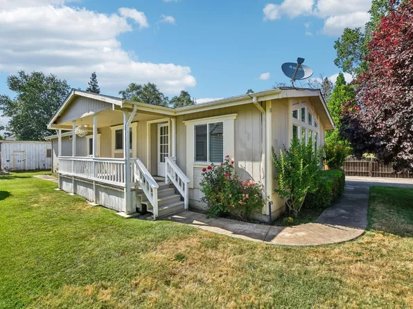 19 Violet Ln, Ione, CA 95640