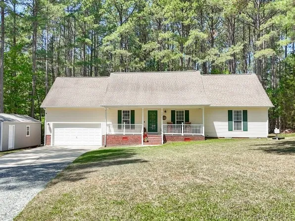 408 Senter Ln, Bunnlevel, NC 28323