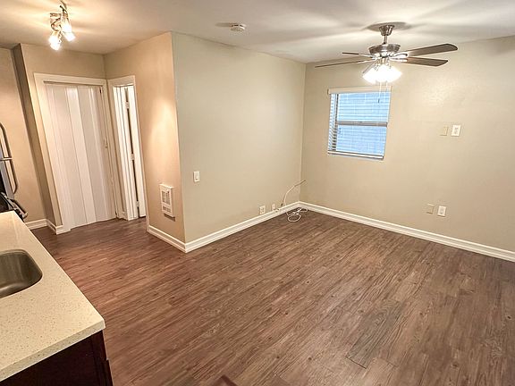 3rd image of 1028 14th St #106