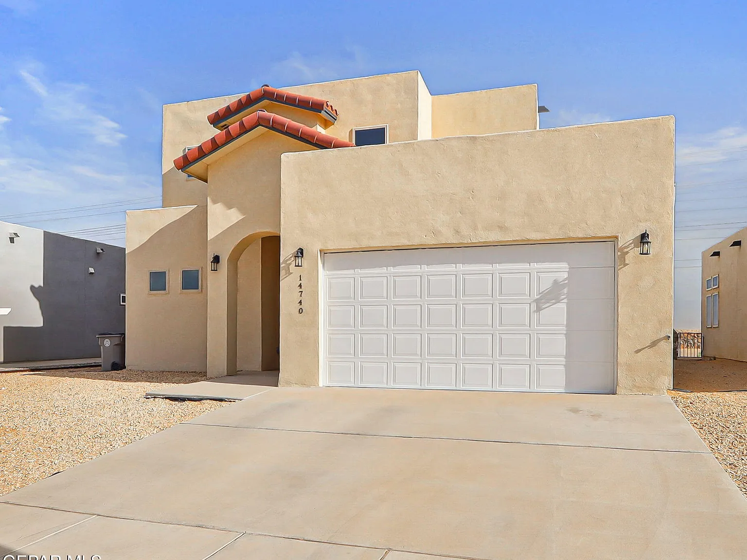 3 bed, 2.0 bath, 1857 sqft, $1,888 — Photo 2