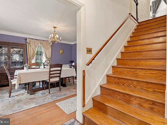 3rd image of 5419 Springlake Way