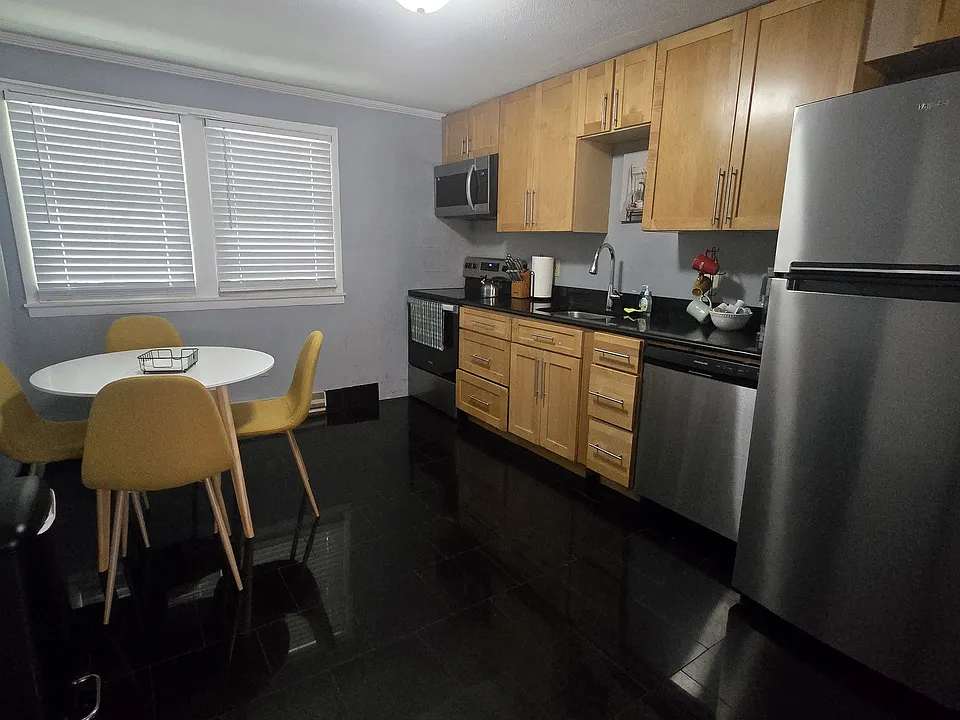 119 Main St #B5