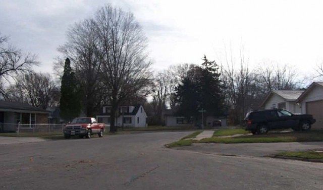 2nd image of 1019 Foster Ct