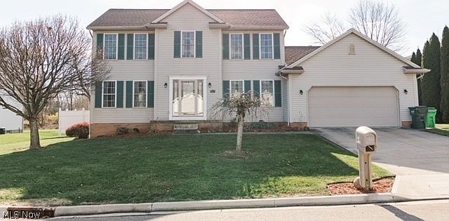 1st image of 3069 Castle West Cir NW