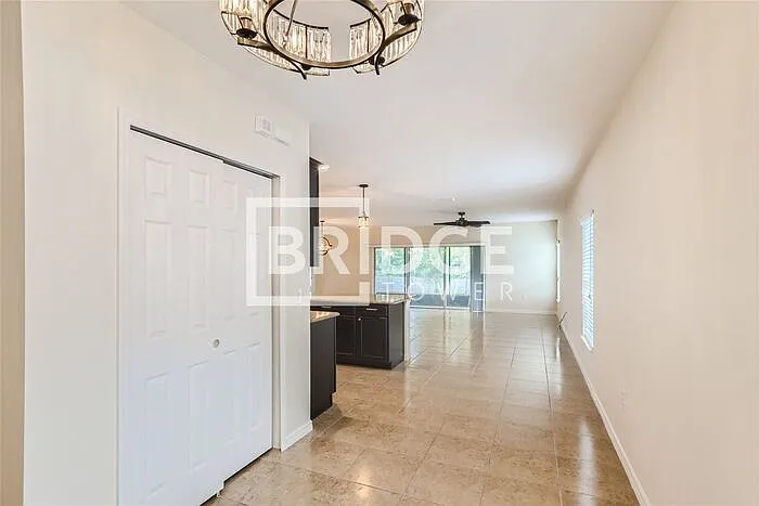 3 bed, 2.0 bath, 1842 sqft, $2,195 — Photo 2