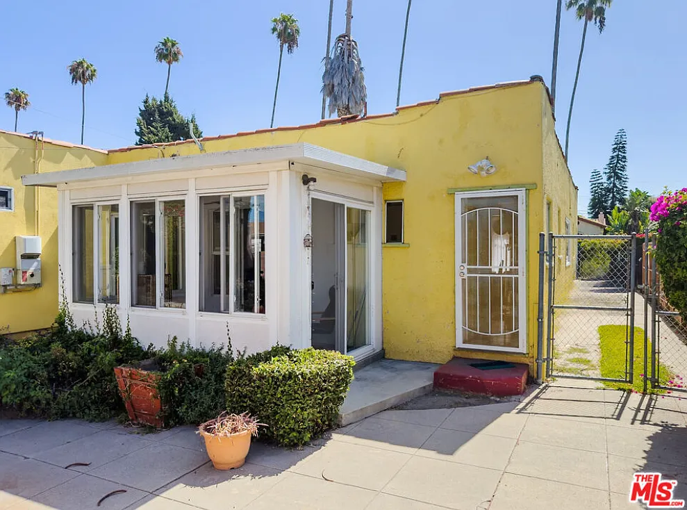 Yellow Casita — Photo 4