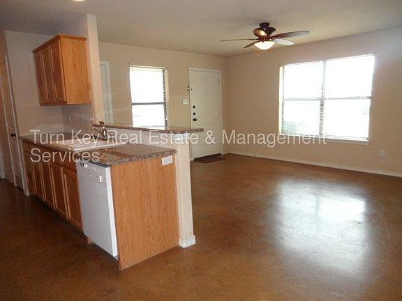 2nd image of 3106 Francis Dr
