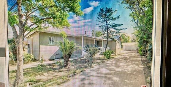 2nd image of 1039 N Stoddard Ave