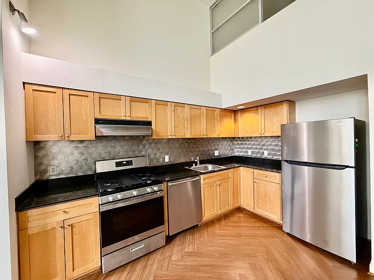 575 Harrison Street — Photo 26