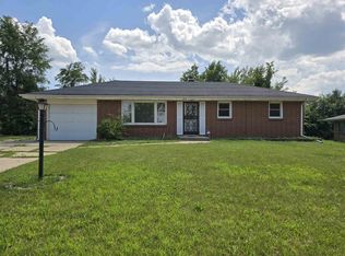 3007 Oriental Ct, Rockford, IL 61109