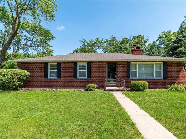 6511 NW Valley Dr, Kansas City, MO 64152