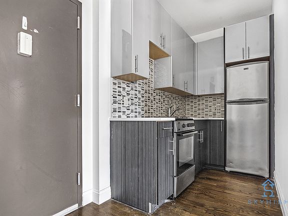2nd image of 684 Bushwick Ave Unit 1A