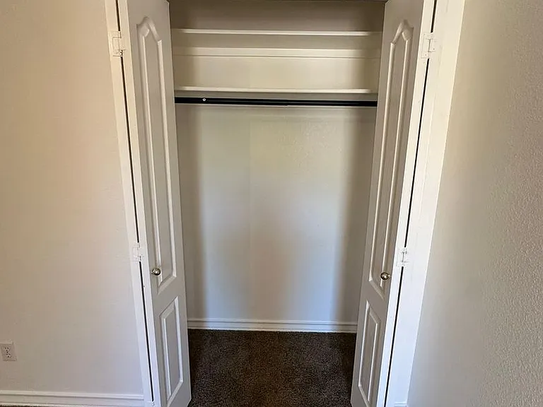 3503 Northpointe Dr — Photo 20