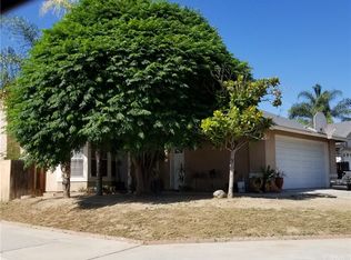 585 Harvest Rd, Perris, CA 92571