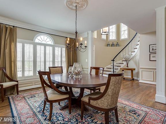 4th image of 10702 Ox Croft Ct