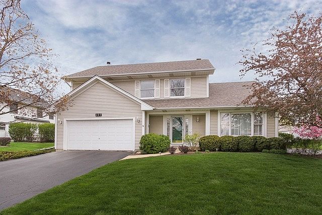 1st image of 327 Balmoral Dr