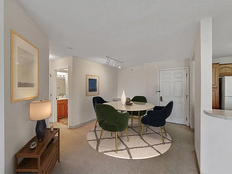 Rivers Edge Apartments — Photo 7