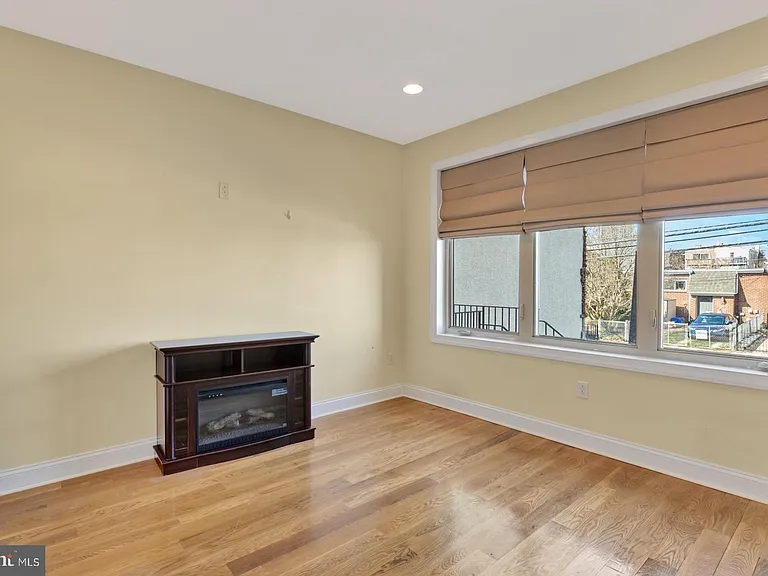 725 N 20th St #B — Photo 21