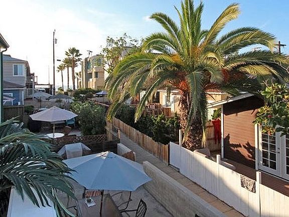 2nd image of 3368 Mission Blvd