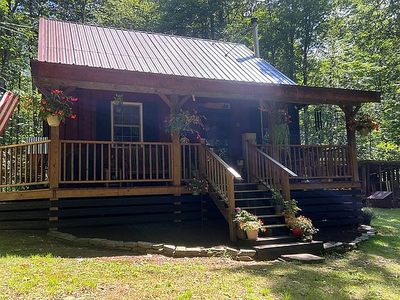 2nd image of 568 Baker Hollow Rd