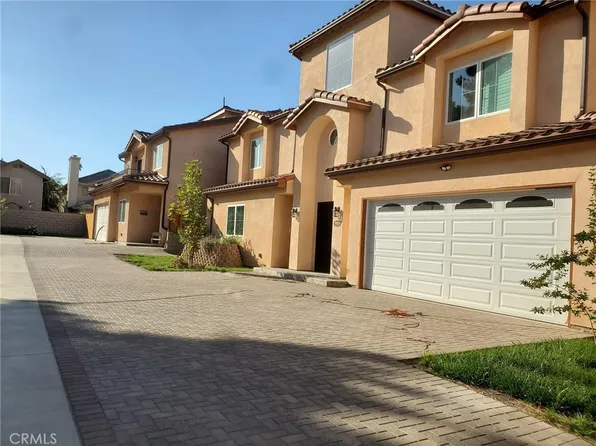 20819 W Seasons Ln, Winnetka, CA 91306