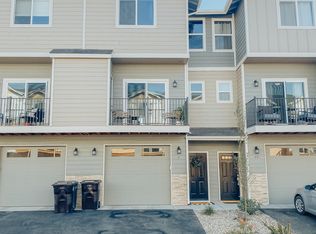 2600 Racquet Ln #9, Yakima, WA 98902