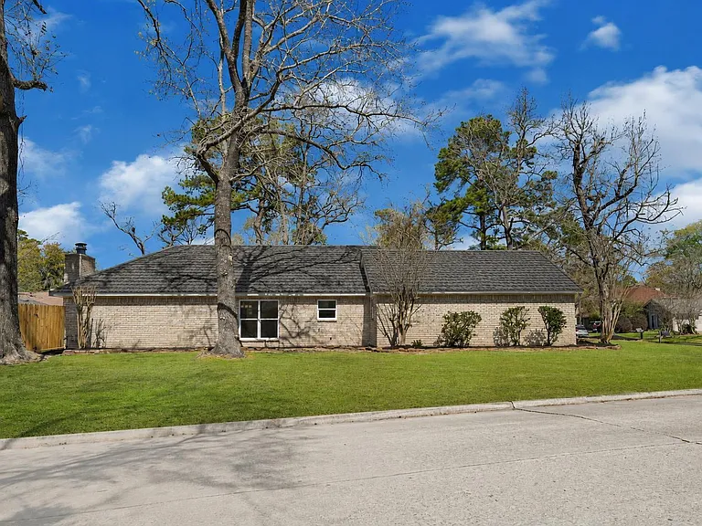 3203 Falling Brook Dr — Photo 30
