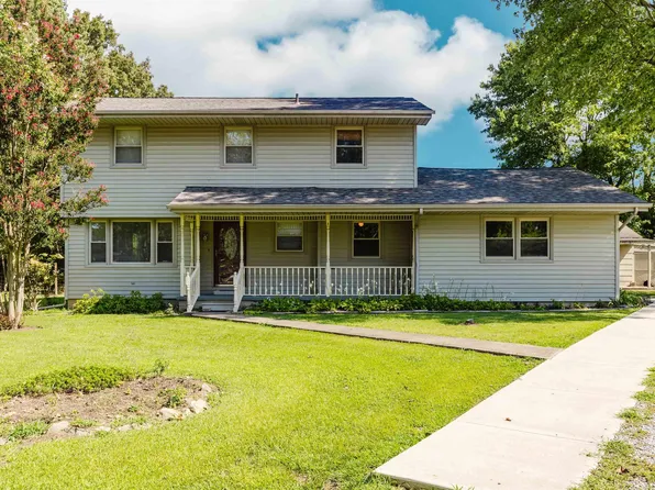3012 Eden Park Dr, Herrin, IL 62948